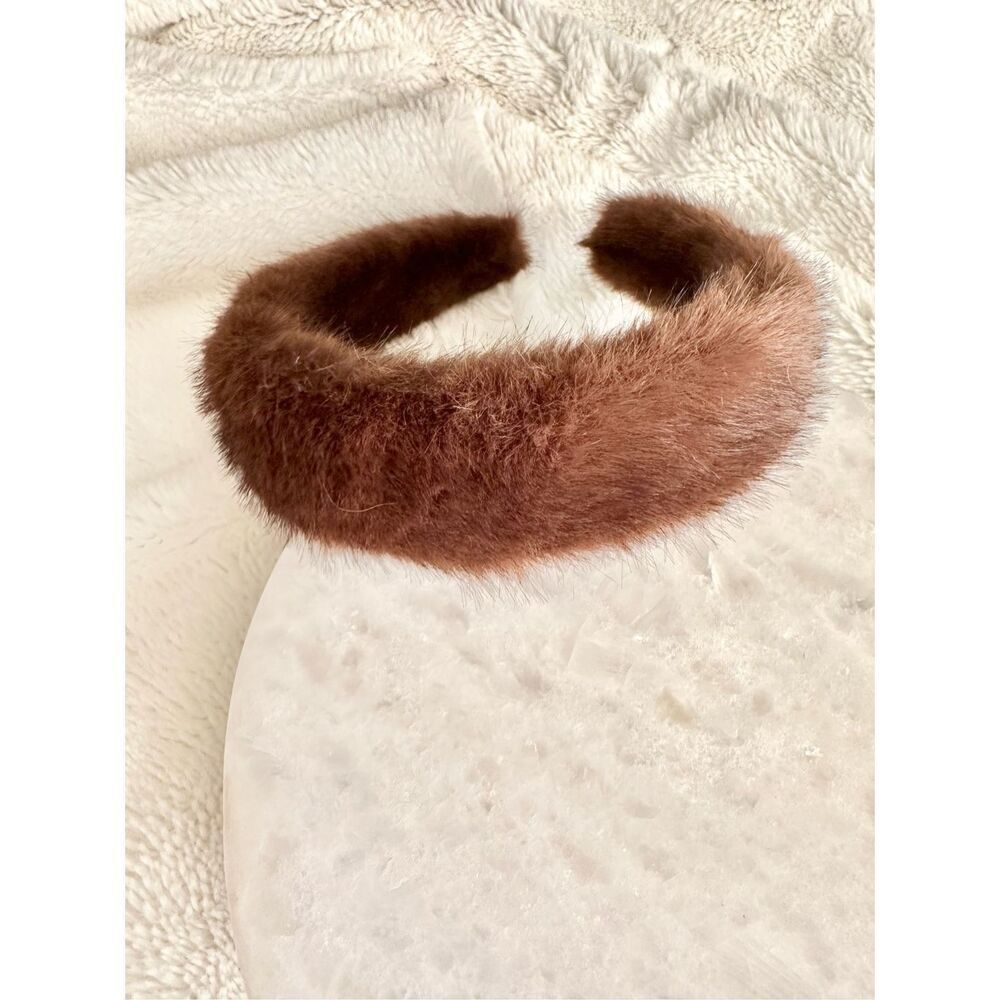Brown fuzzy faux for headband ￼